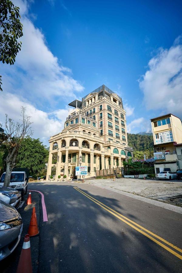 Sun Moon Lake Queen Castle Hotel 日月潭皇后古堡飯店 Yuchi Exterior photo